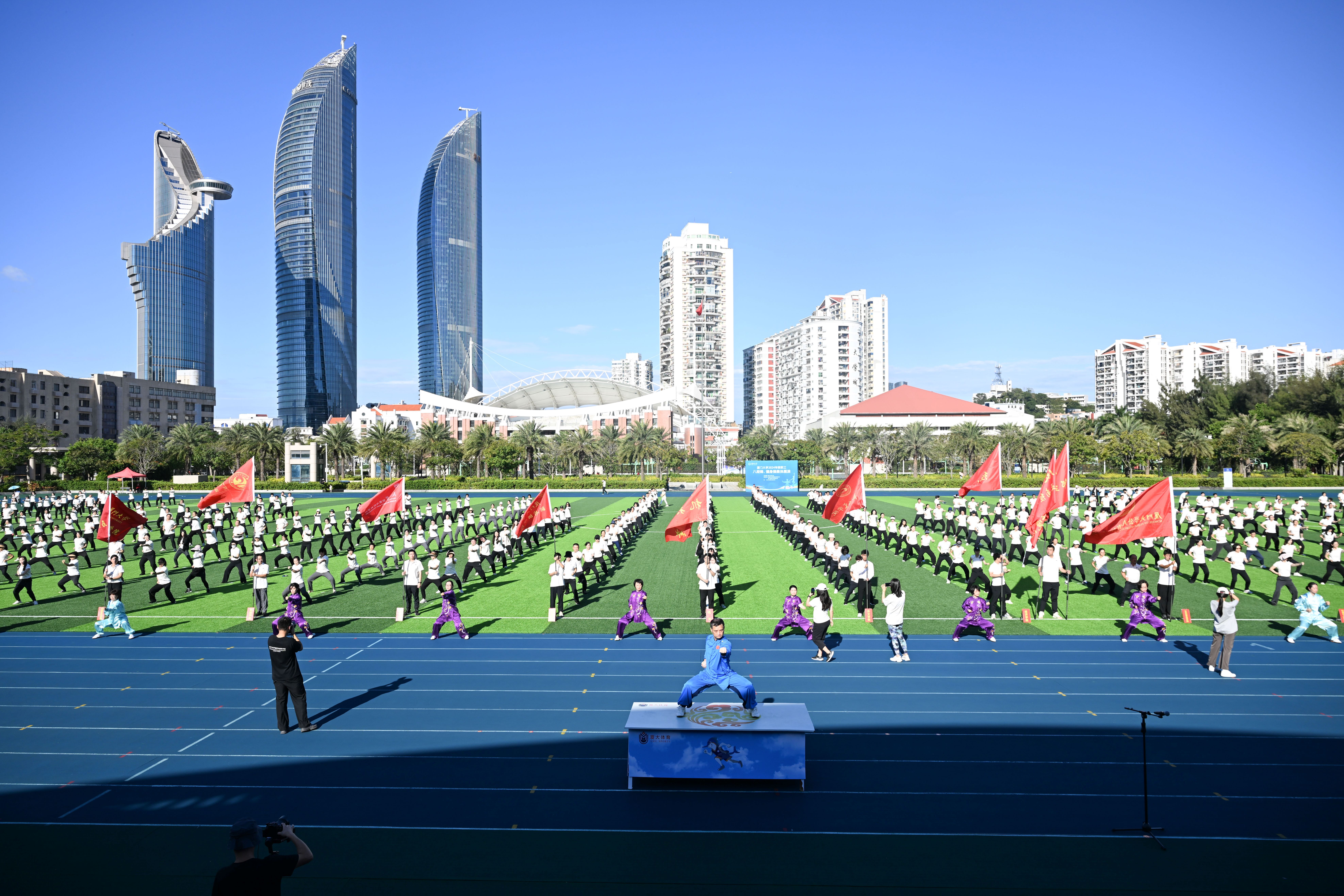 厦门大学2024年教职工八段锦、健身操集体展演顺利举办